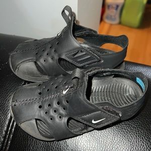 Sell two pairs of toddler Nike sandals worn for one season